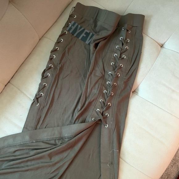 Medium pencil skirt w/ side slits & lace up detail - Picture 7 of 8